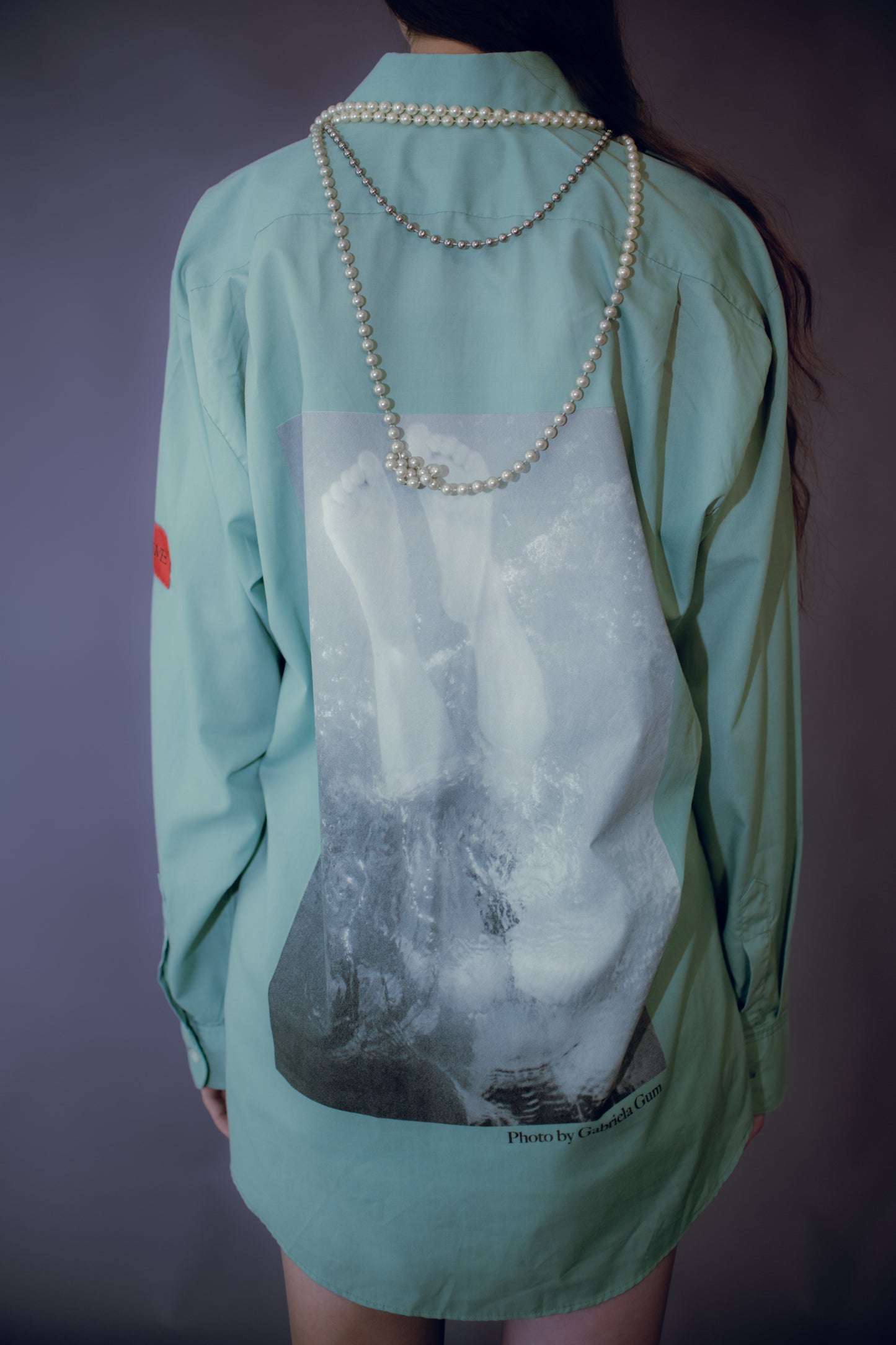 CAMISA VUELVE HACIA DENTRO