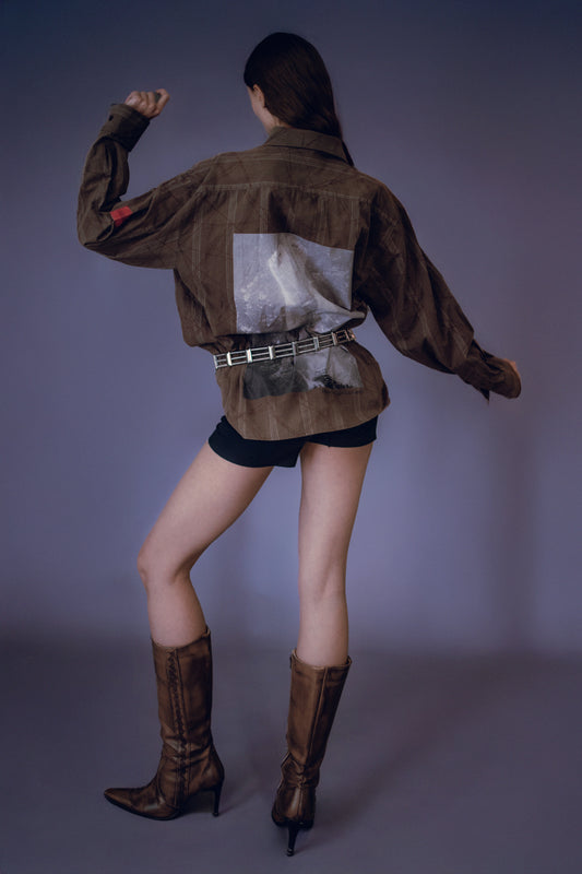 CAMISA VUELVE HACIA DENTRO